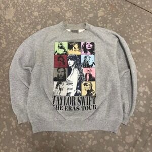 Taylor Swift The Eras Tour sweatshirt gray crewneck size M